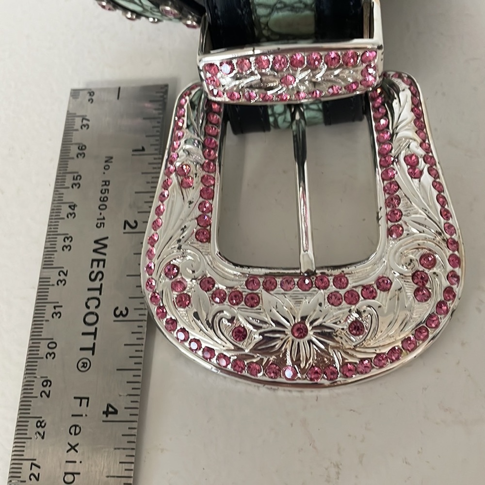 Woman’s Leather Belt Pink Rhinestone Silver color Buckle Cowgirl Country - Picture 5 of 12